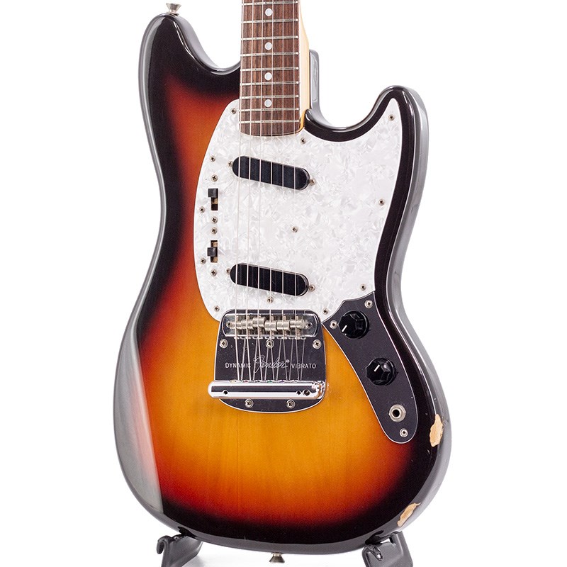 Fender Japan MG69(3-Tone Sunburst)の画像
